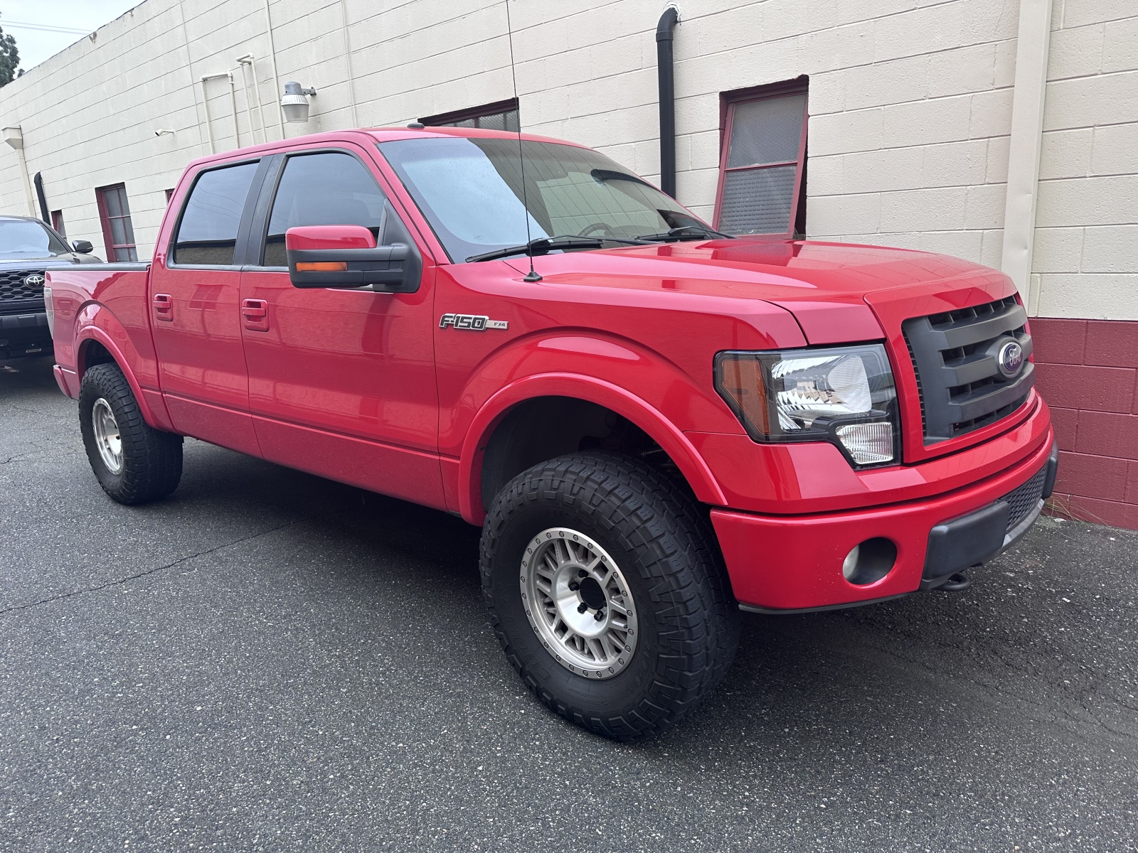 For Sale: Ford f150 FX4 5.4 V8.  - photo1