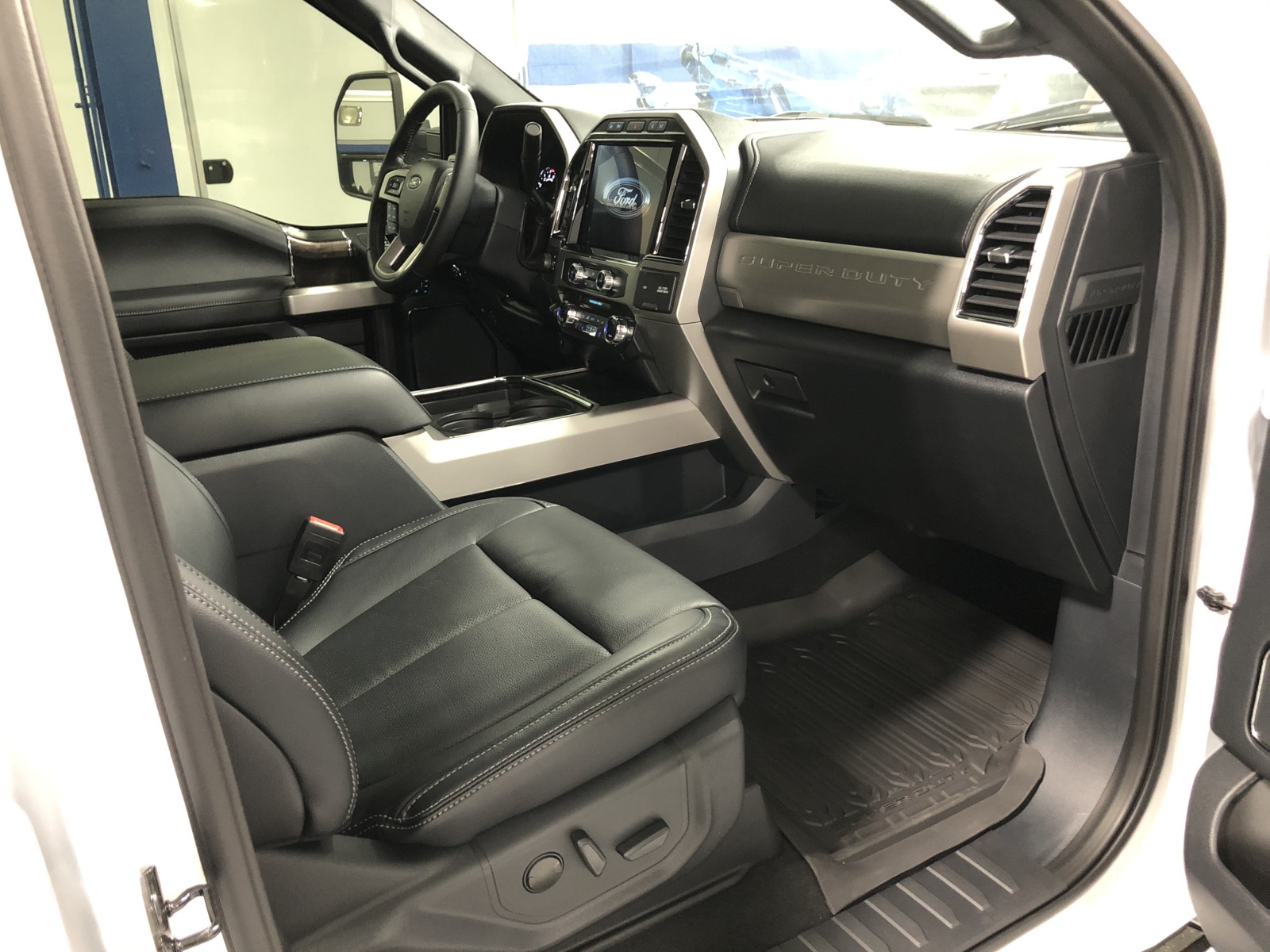 For Sale: BRAND NEW! 2022 Ford F-250 Lariat 4X4 Super Duty  - photo12