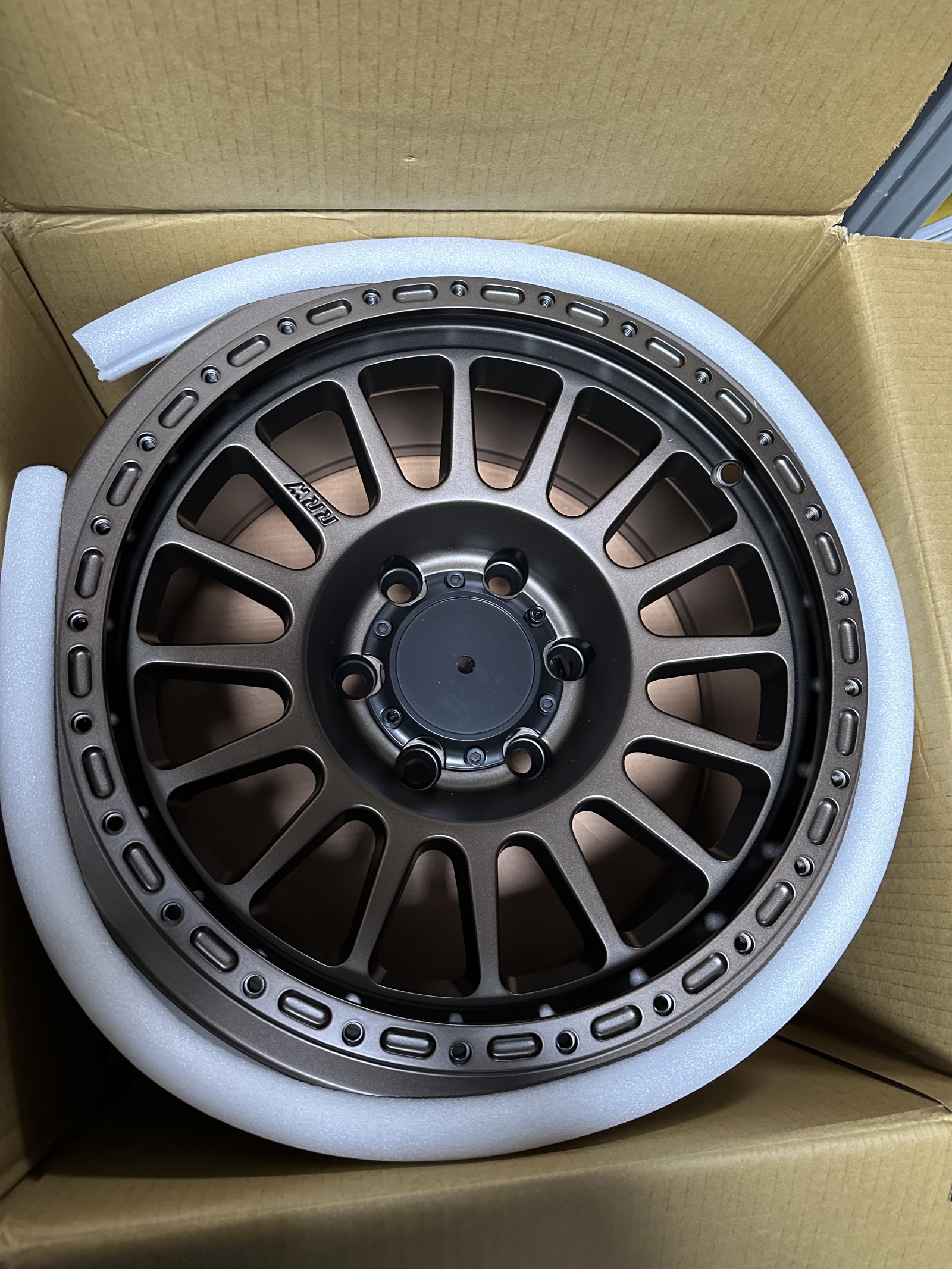 For Sale: 2022 Toyota Tundra Race Relations wheels RR6-H 17X8.5 (6X5.5 | 6X139.7 - photo0