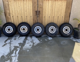 Wheels/Tires-198004