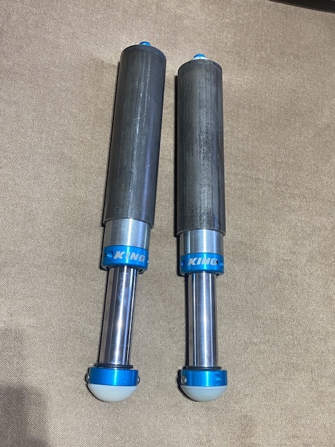 For Sale: 2.0x 4 king bump stops - photo0