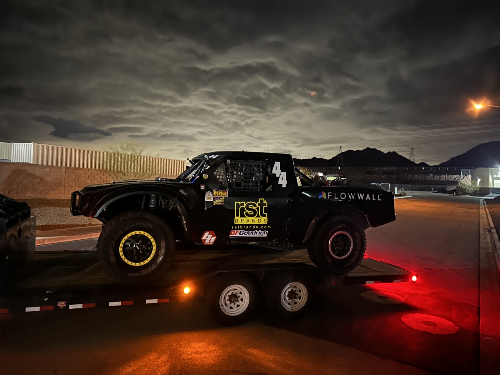 For Sale: Unlimited Gieser Brothers Trophy Truck Race package - photo0