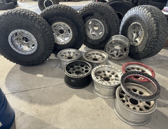 Wheels/Tires-207518