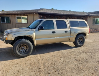 2005 Chevy Silverado 4 Wheel Drivenull