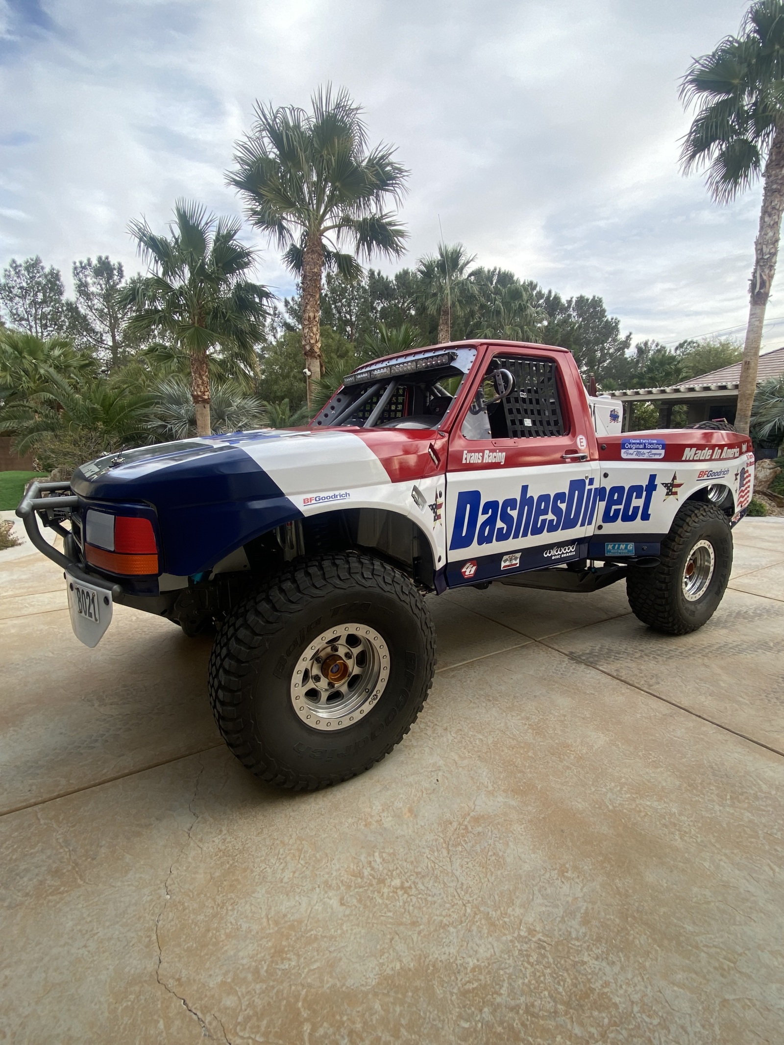 For Sale: Restored, Upgraded Class 8, Prerunner, 1450 or Trophy Truck.  - photo0