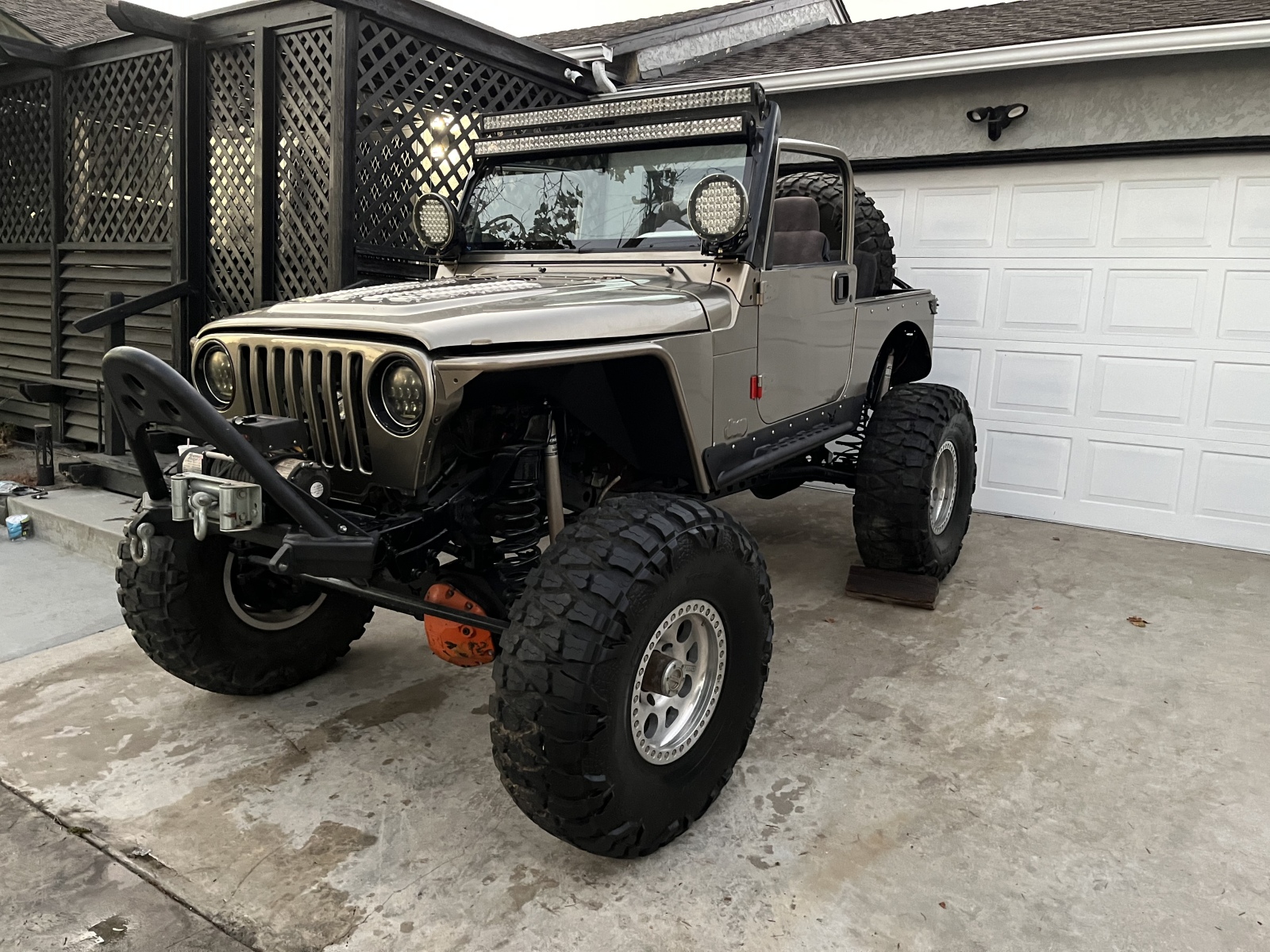 For Sale: 2 Built. Jeeps & Parts - photo18