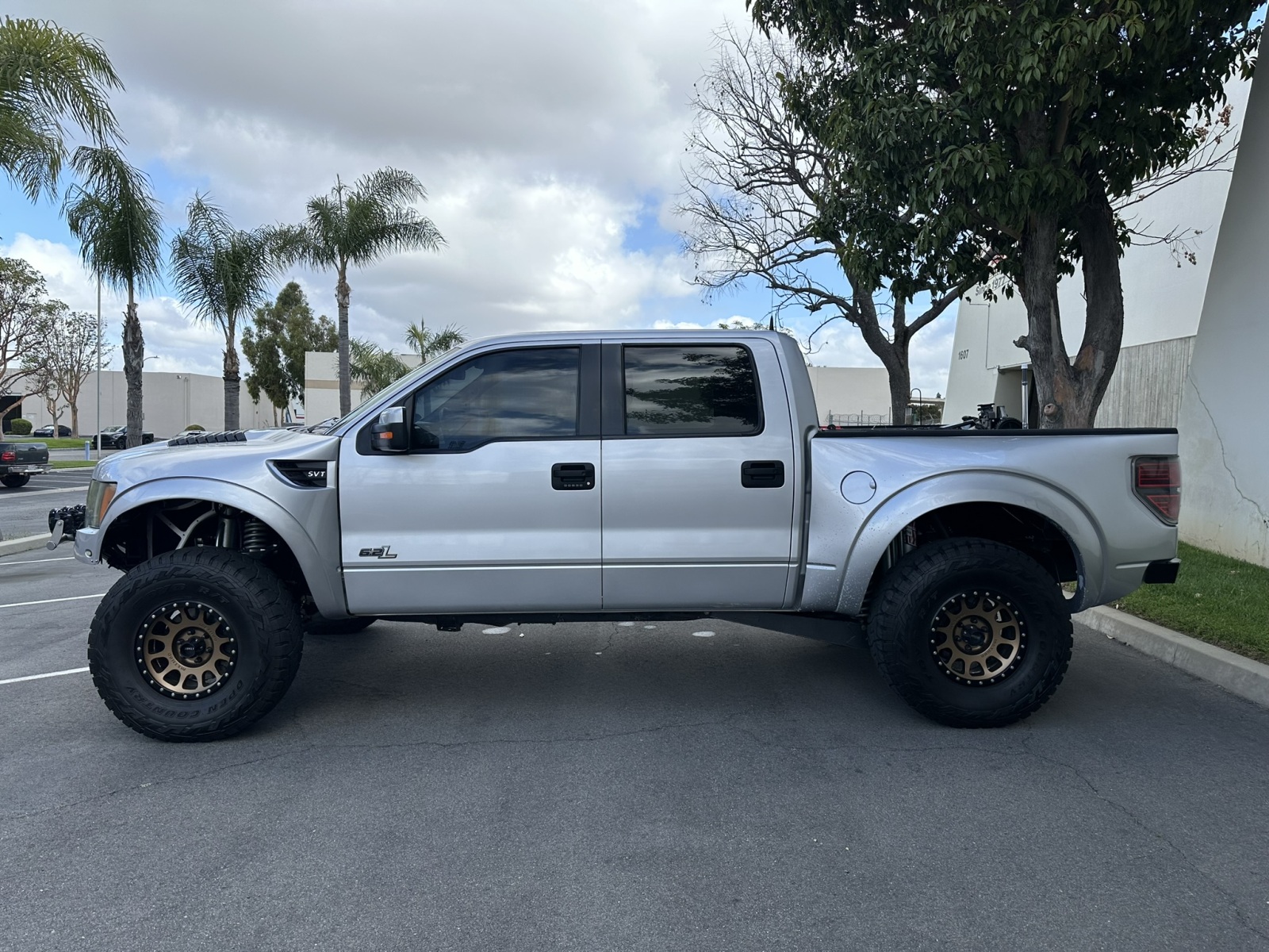 For Sale: 2011 Linked Ford Raptor SVT 4WD Financing Available - photo1