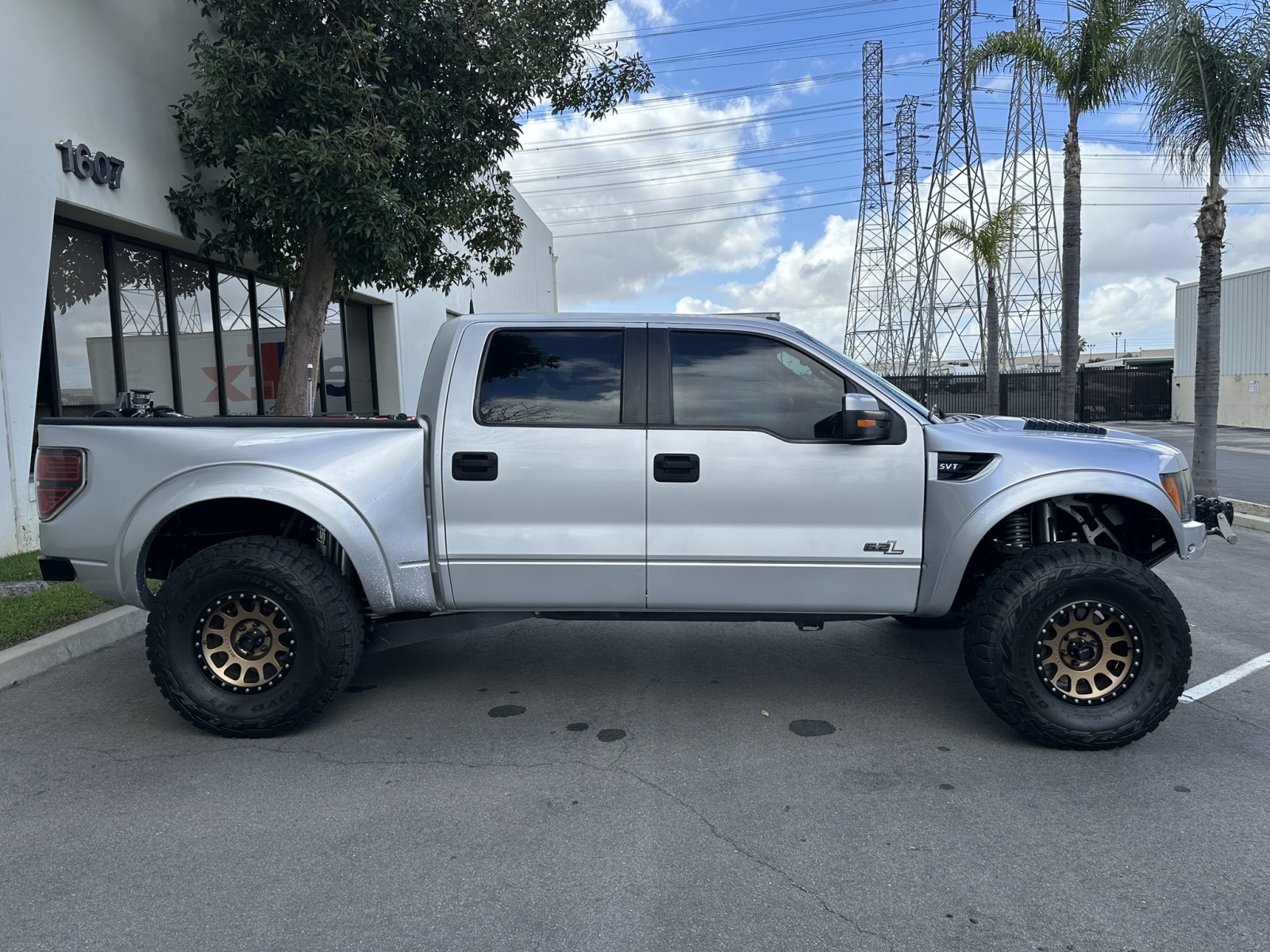 For Sale: 2011 Linked Ford Raptor SVT 4WD Financing Available - photo8