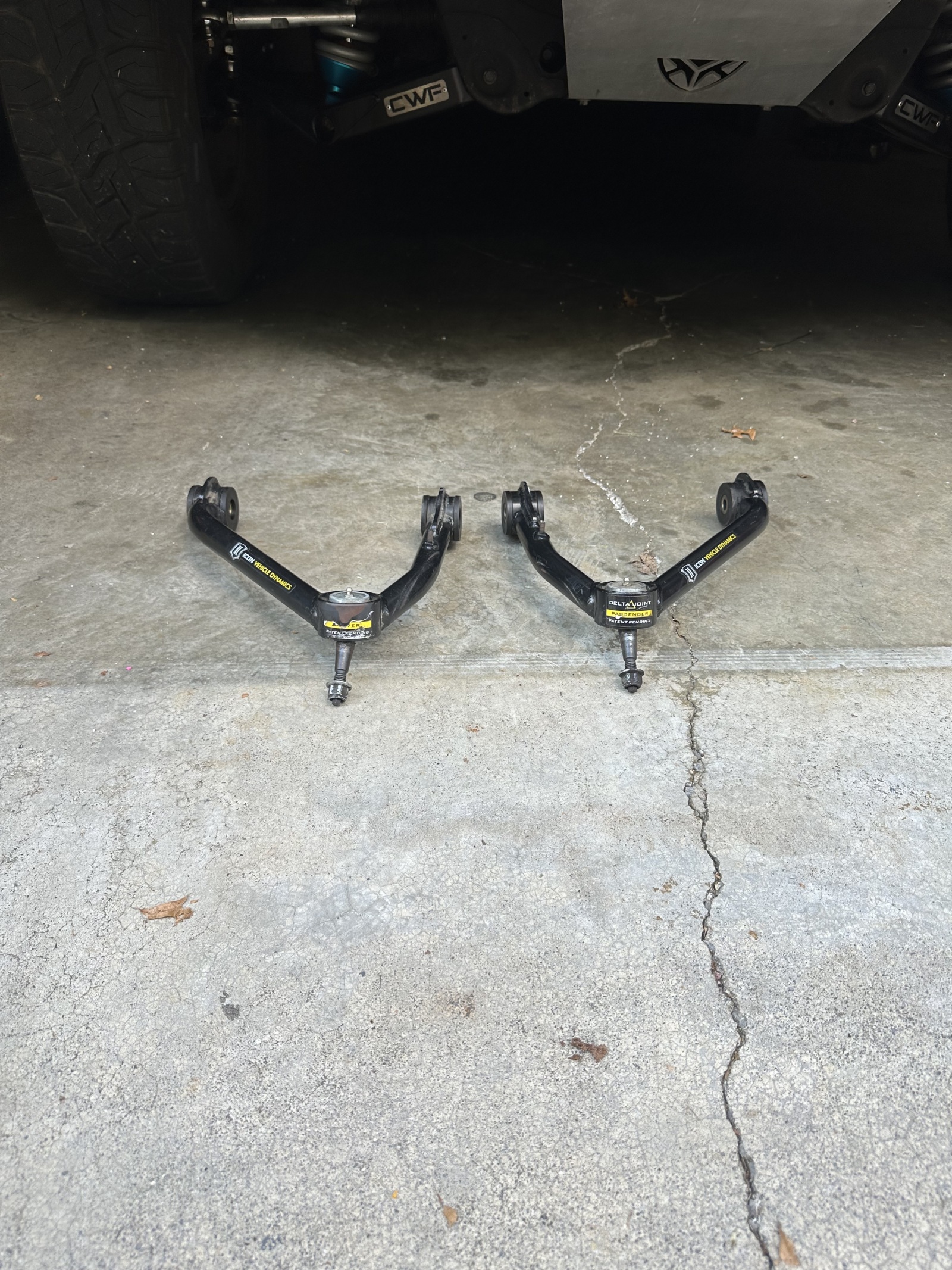 For Sale: Icon Upper control arms - photo0