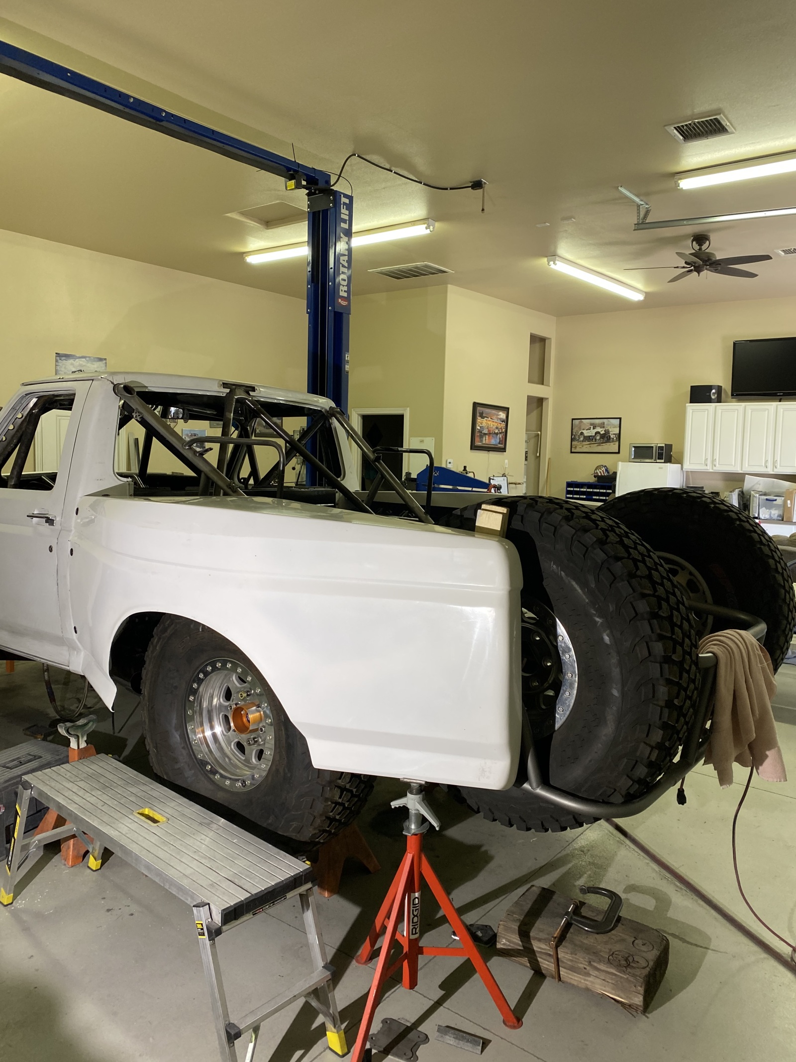 For Sale: Restored, Upgraded Class 8, Prerunner, 1450 or Trophy Truck.  - photo9