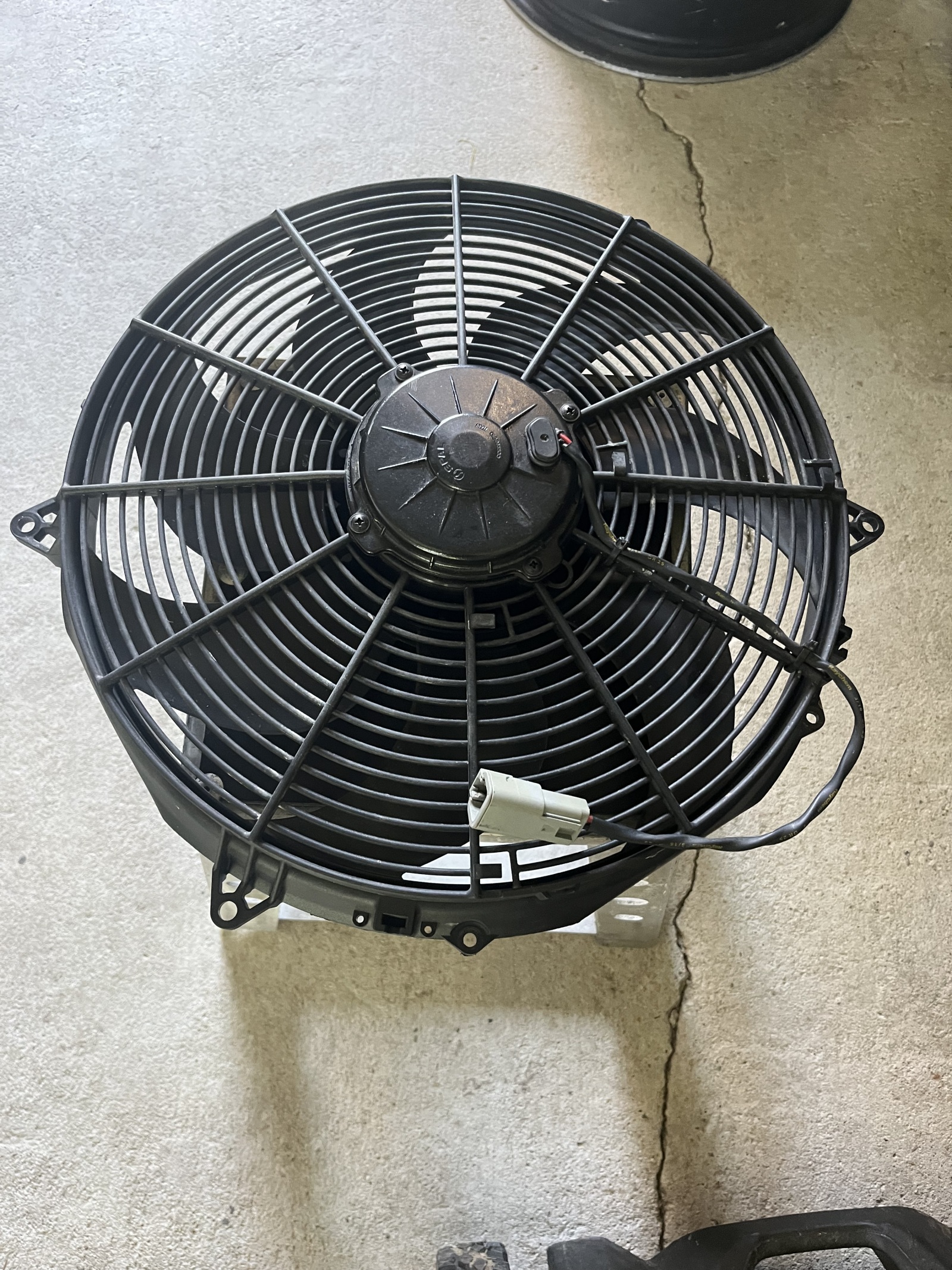 For Sale: SPAL 16” Extreme performance puller fan  - photo0
