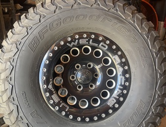 Wheels/Tires-208686