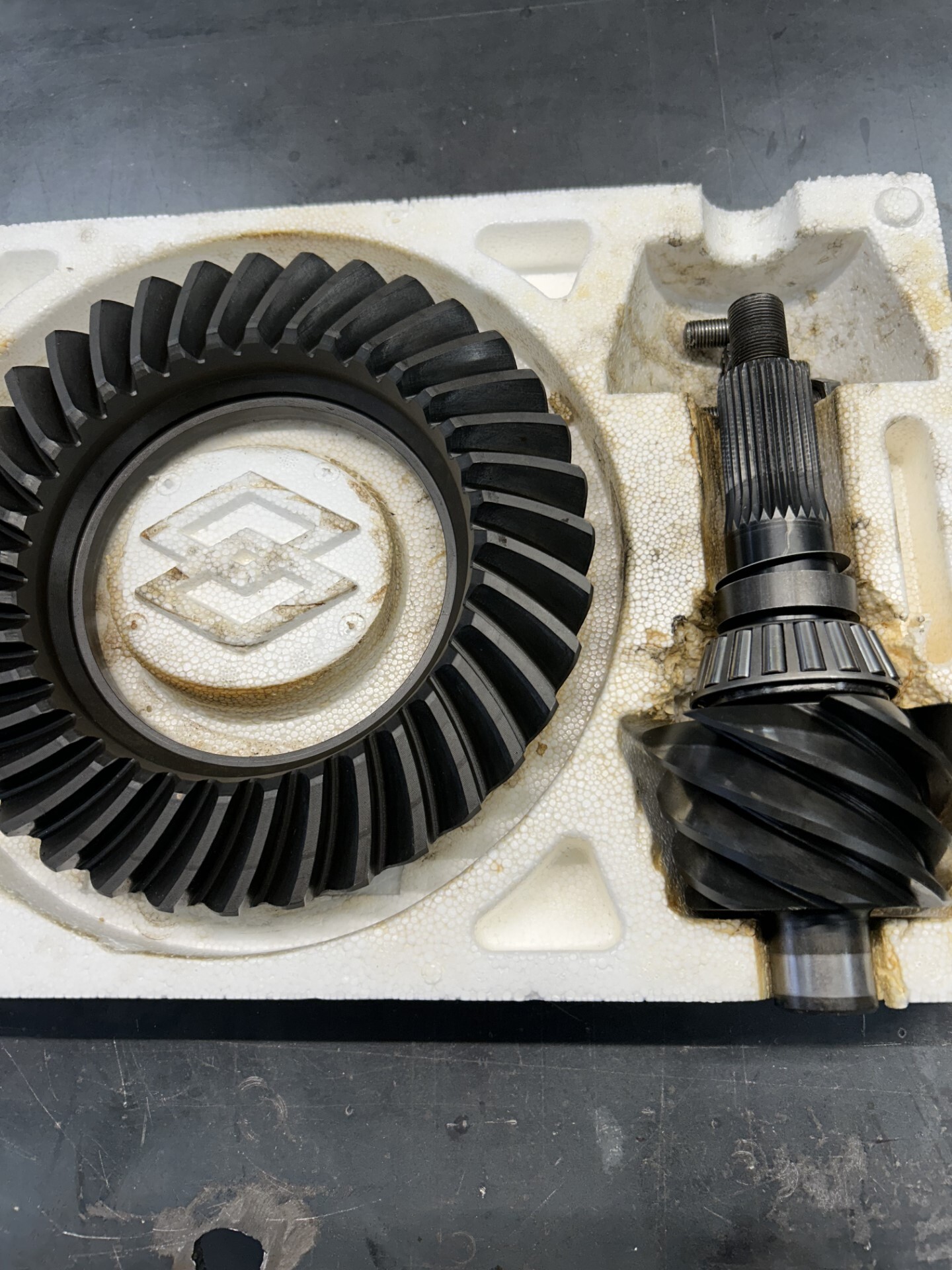 For Sale: Ford 9in Ring & Pinion - photo0