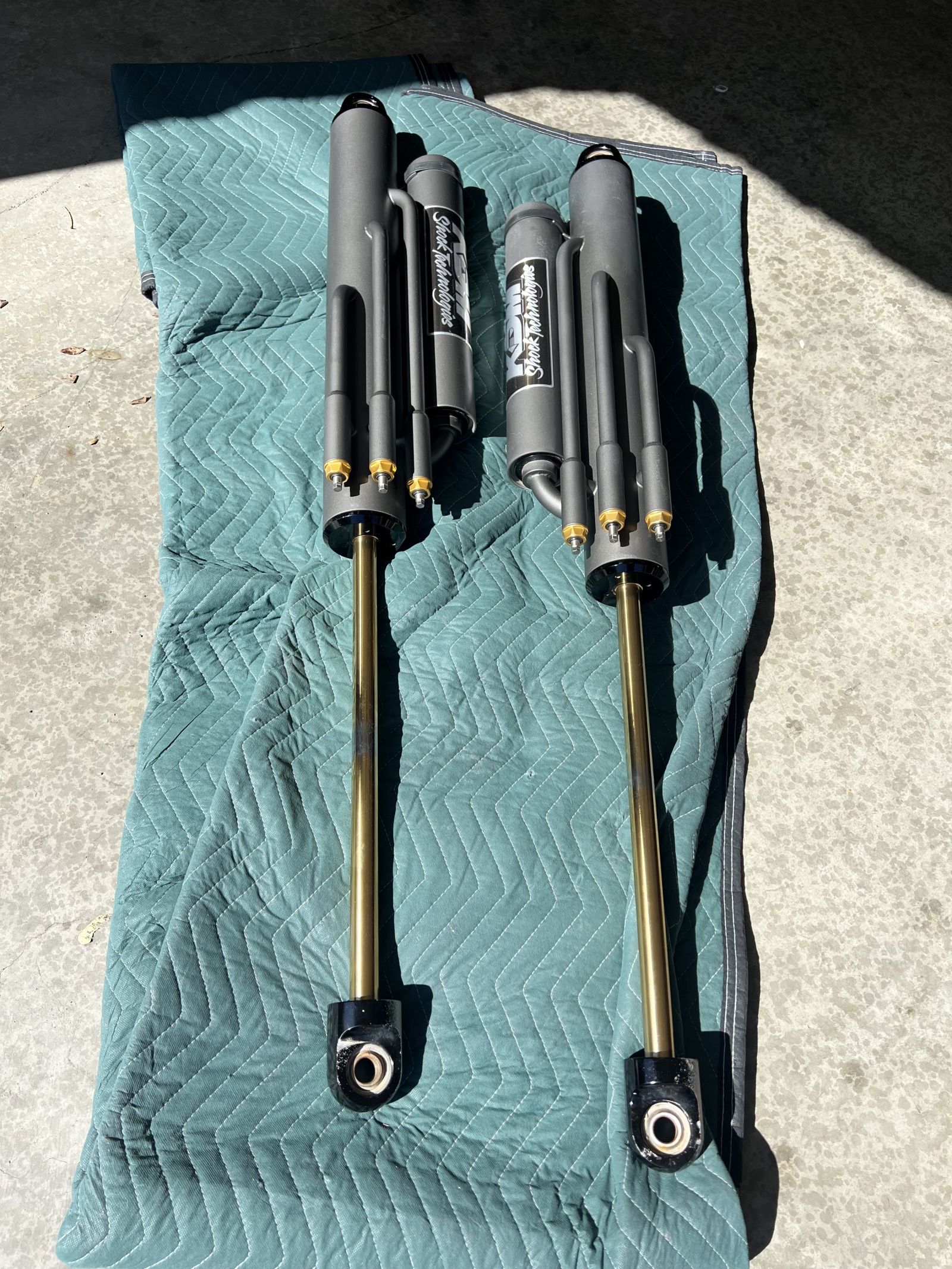 For Sale: FOX 3.5 x 18 5 Tube Bypass Shocks KDM Tuned Cerakoted - photo0
