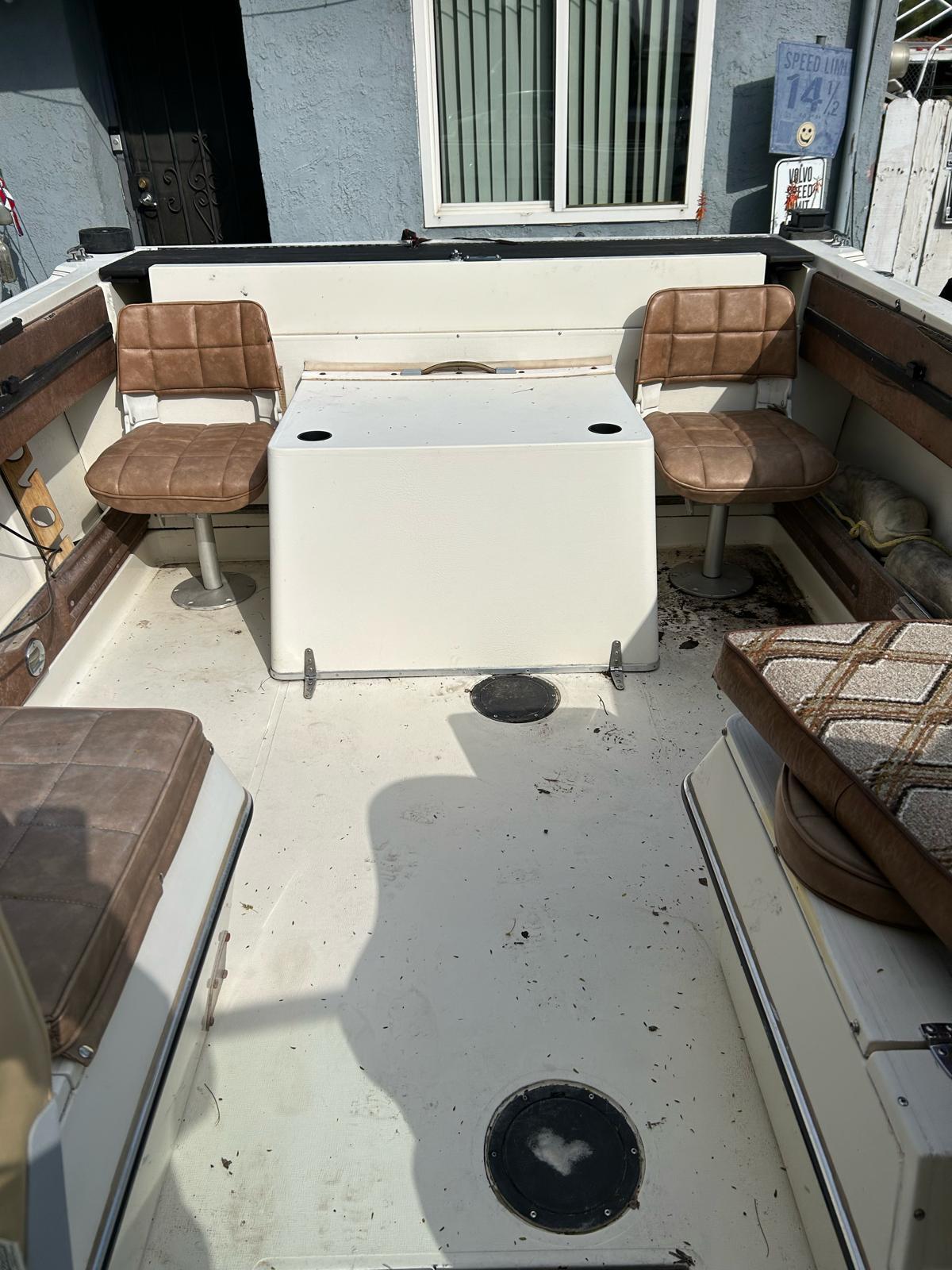 For Sale: 1982 Starfire 270 New Yorker HT Boat - photo3