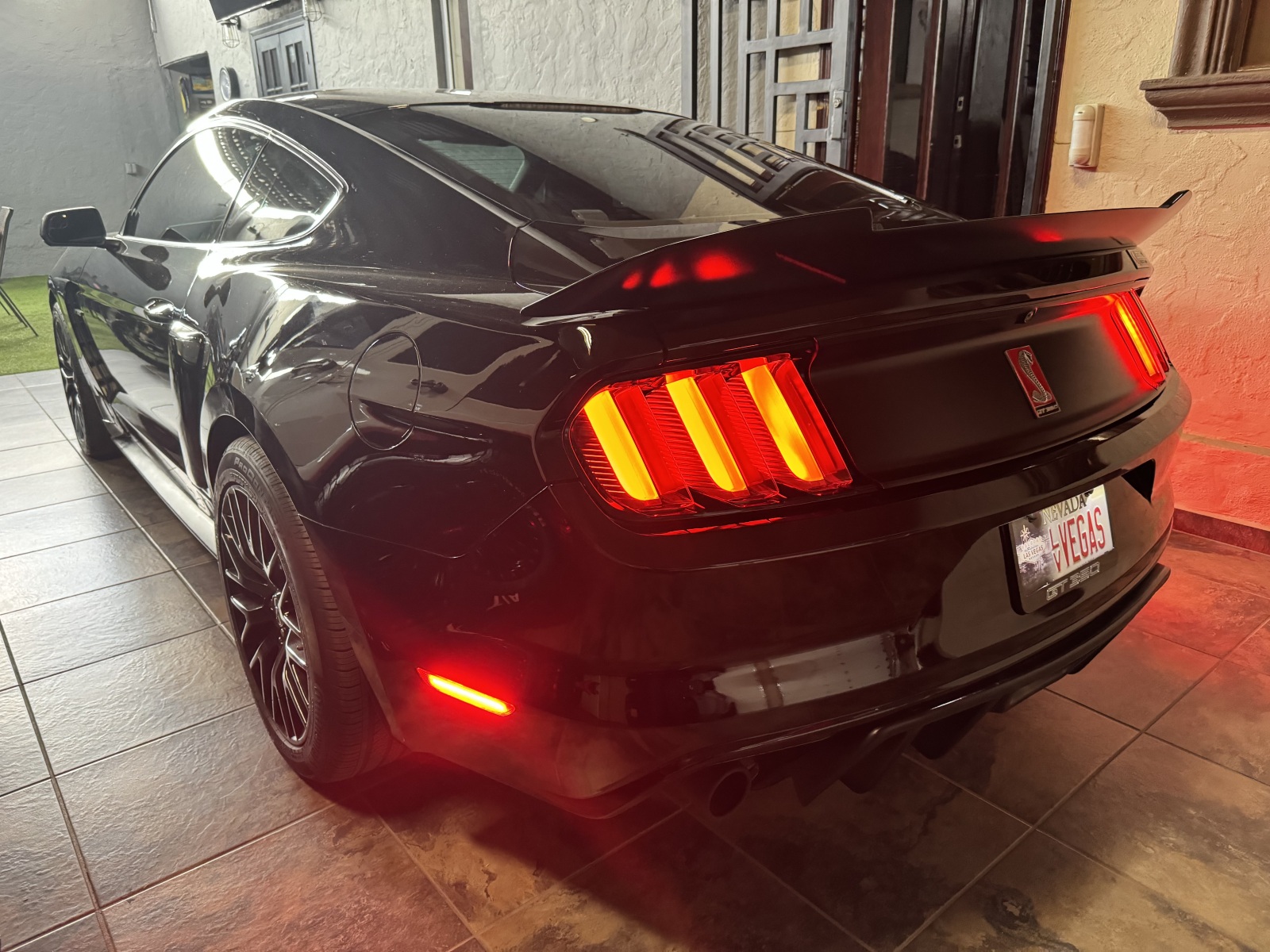 For Sale: Mustang GT clone Shelby gt 350 - photo2