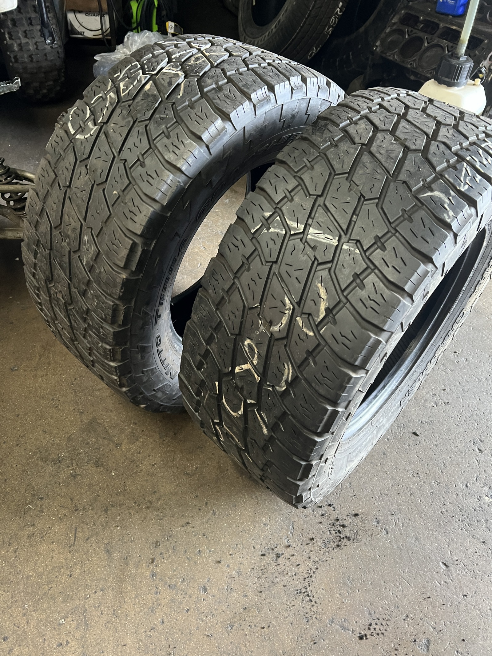 For Sale: Nitto Tires  325 60 18 - photo0