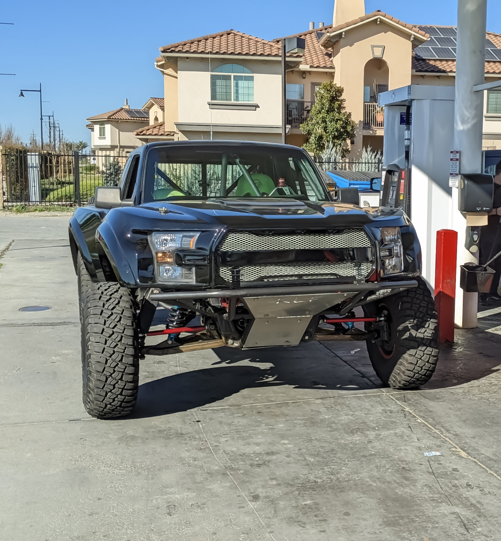 For Sale: SCORE-tagged 4-Link Ford Prerunner - Professional Build, New Parts, Well Maintained, and Turnkey - photo1
