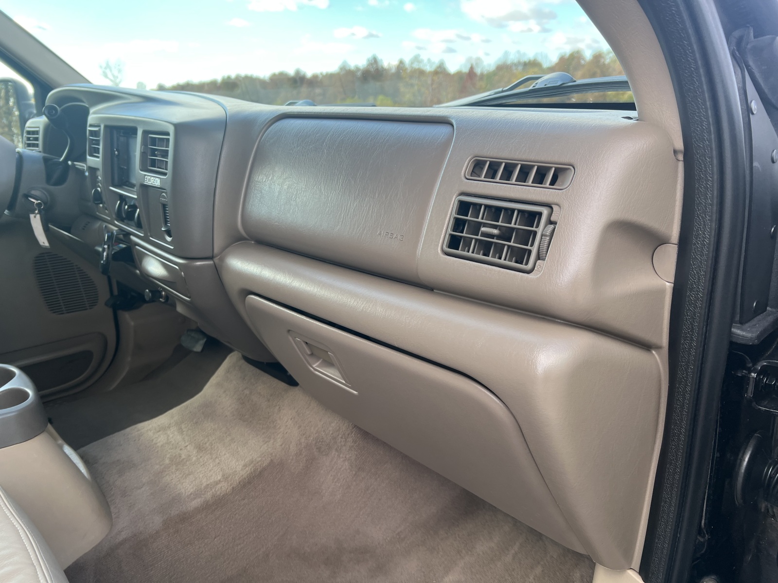 For Sale: 2001 Ford Excursion 4x4 7.3L 128,800miles - photo52