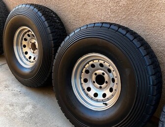 Wheels/Tires-208399