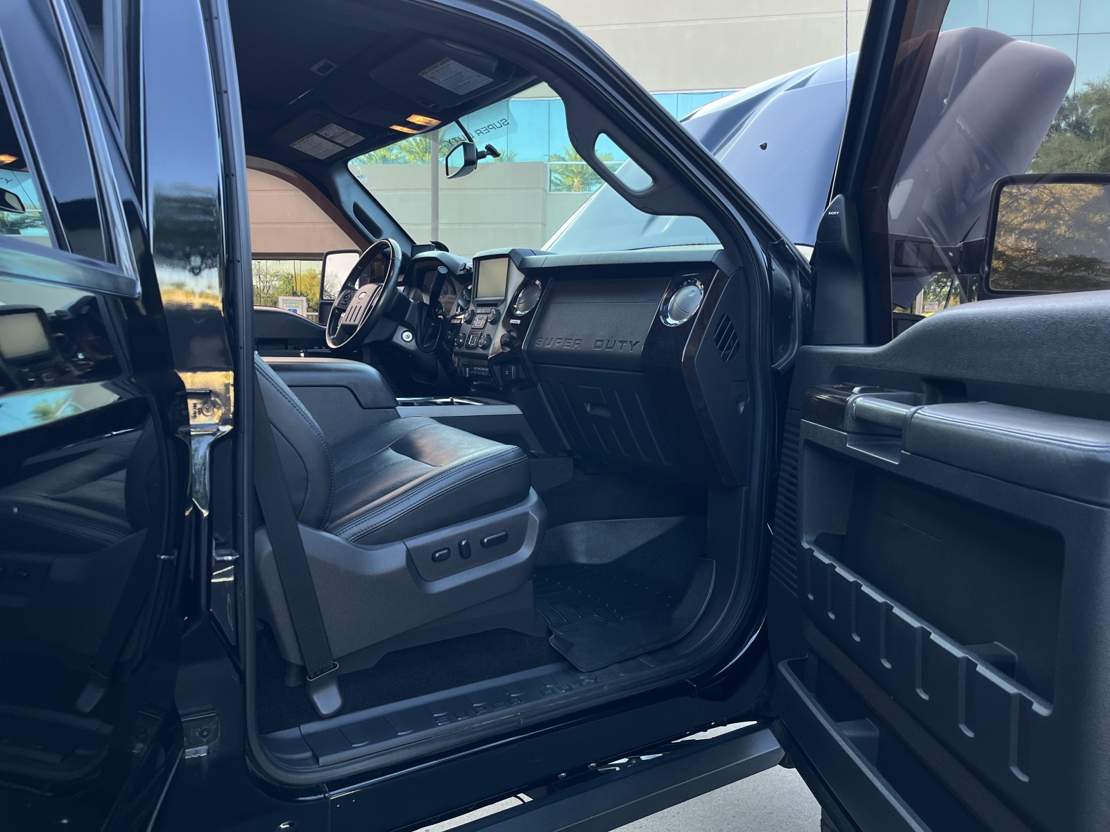 For Sale: 2016 Ford F350 Platinum - photo22