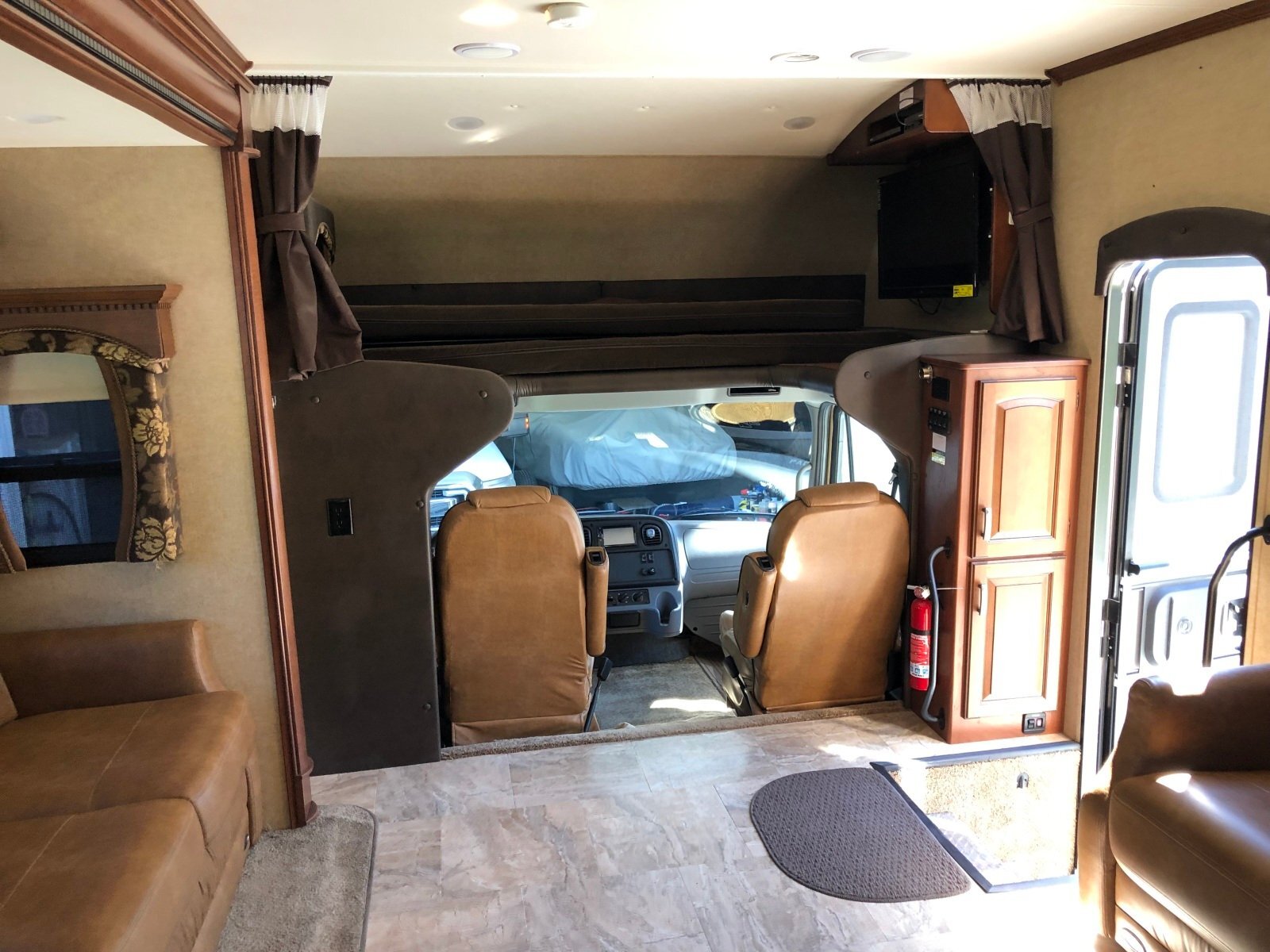 For Sale: 2015 Jayco Senaca 37 TS Frieghtliner Chassis - photo6