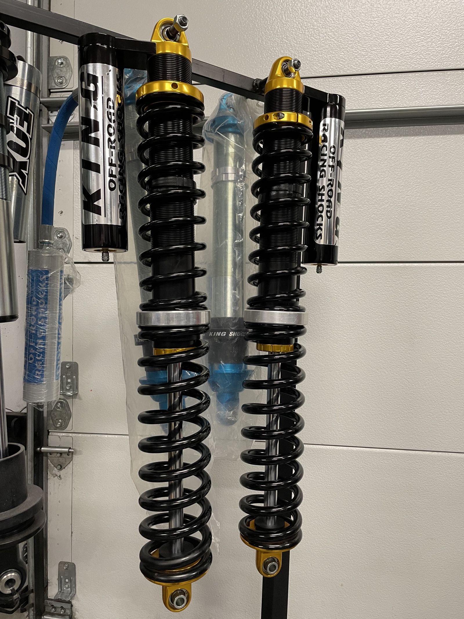 For Sale: King 2.5 x 12” Coilovers  - photo0