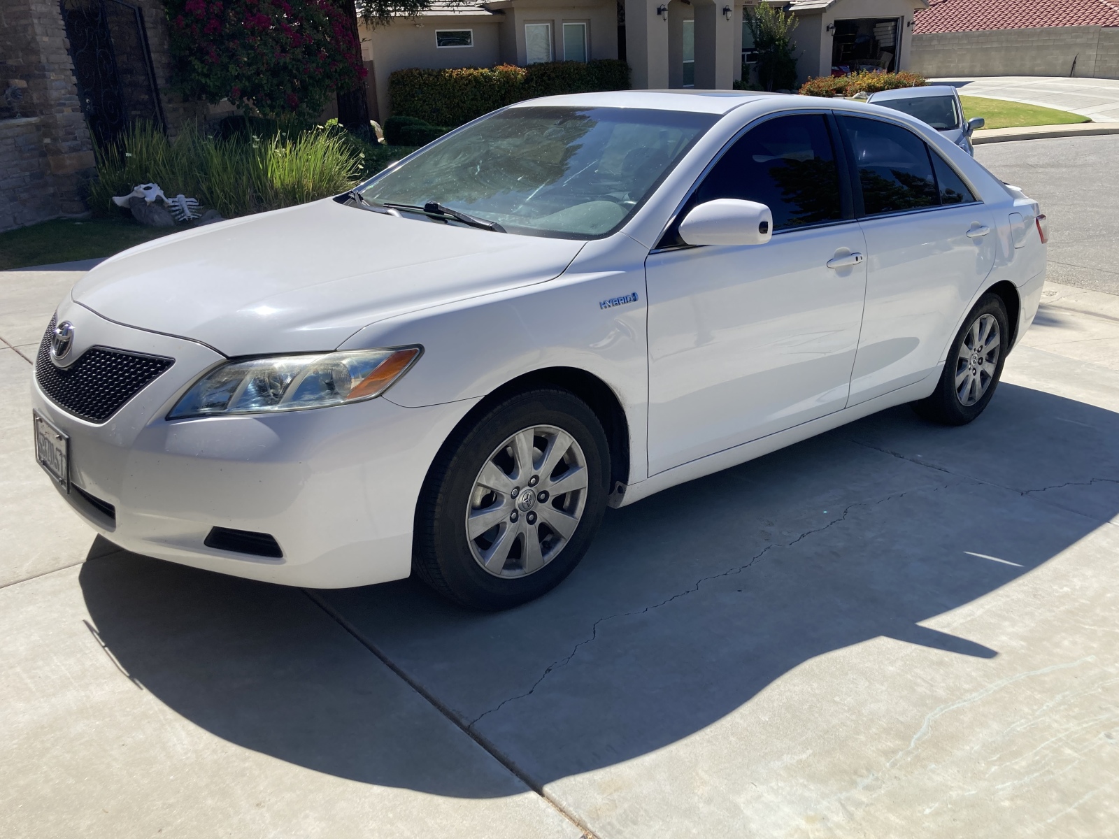 For Sale: Toyota Camry Hybrid for “Trade” - photo0