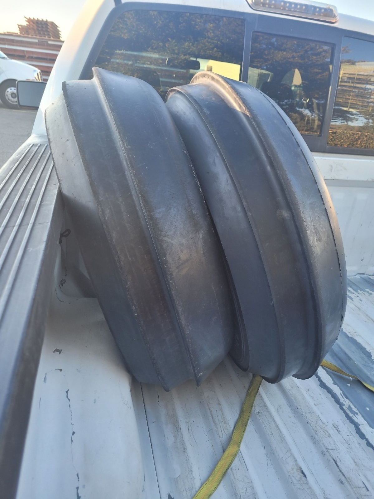 For Sale: Sand Tires Unlimited Razor Back Tires 10.50 x 17 - photo0
