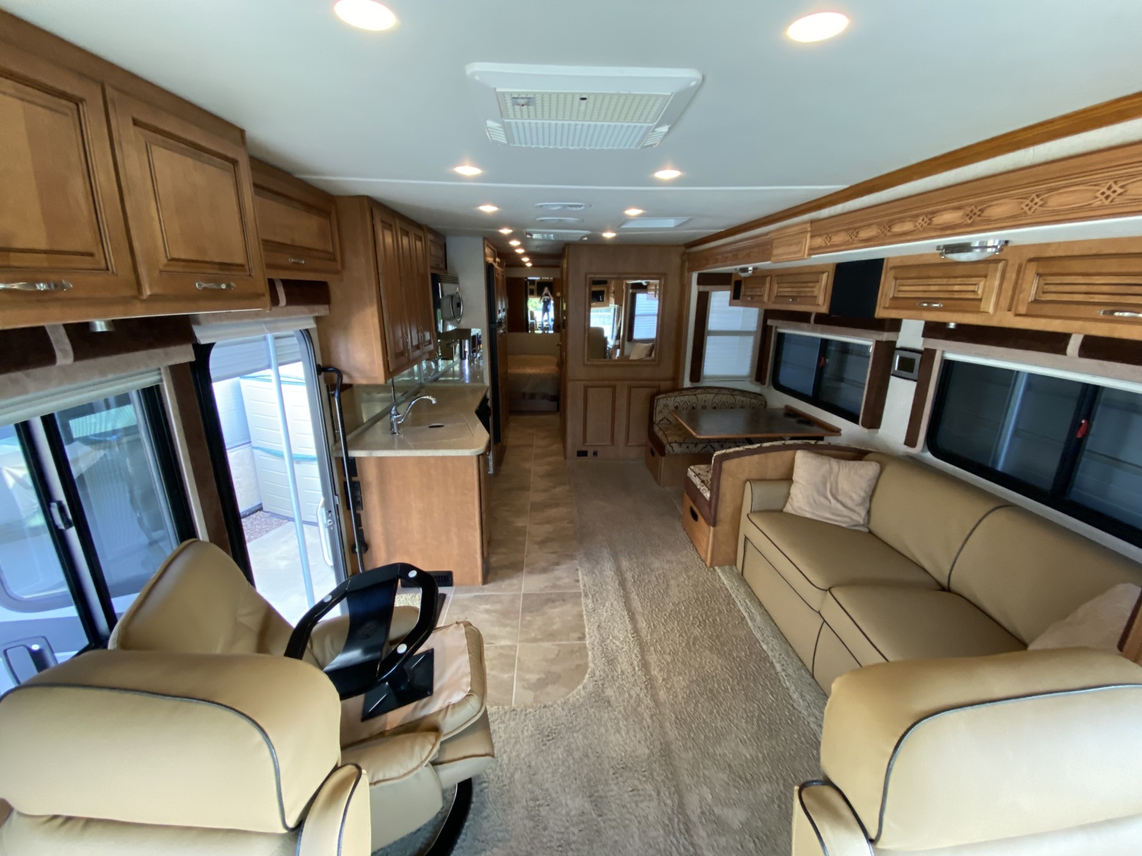 For Sale: VERY CLEAN 2011 FLEETWOOD SOUTHWIND 32VS - photo7