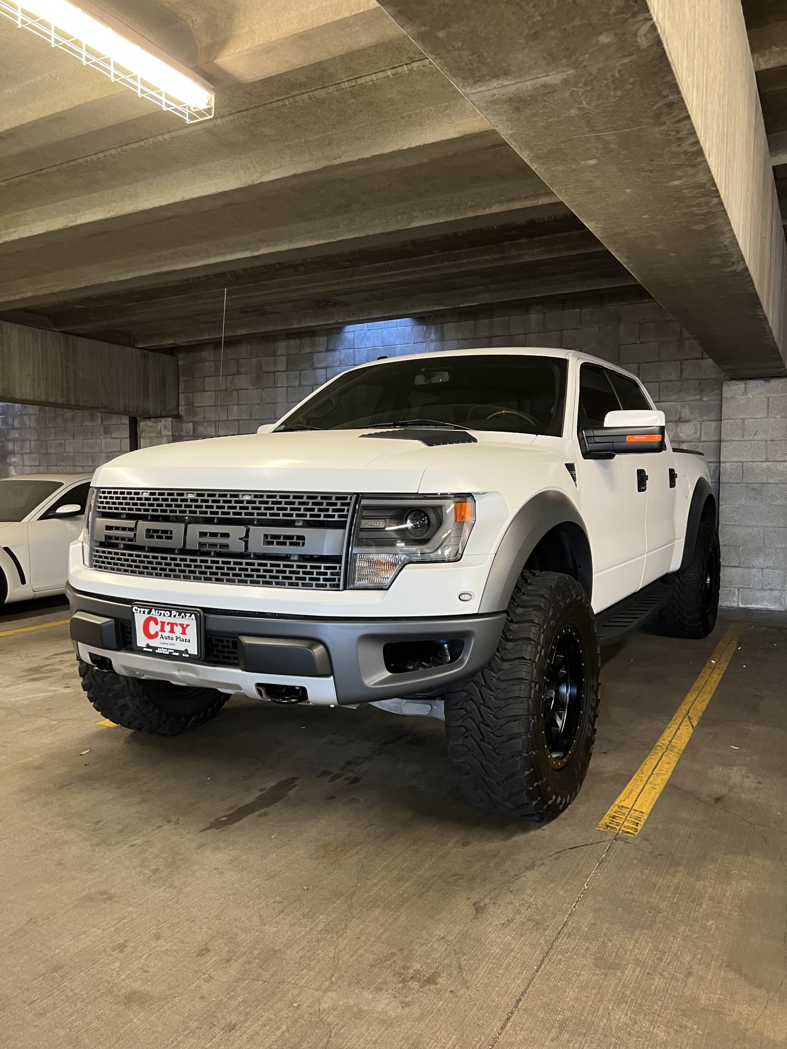 For Sale: PRICE DROP! | 2014 Ford SVT Raptor | ONLY 8,050 MILES!!! - photo0