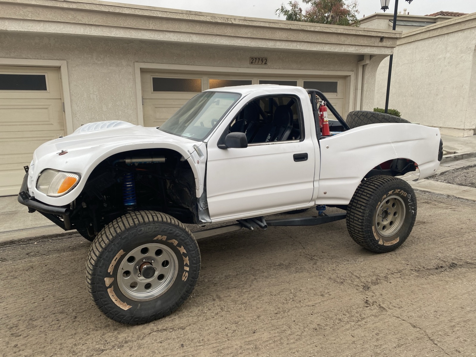 For Sale: Toyota Tacoma Prerunner Caged - photo0