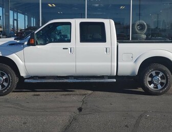 For Sale:2016 F250, 4x4, Lariat, 6.2 Gas Engine, Sun roof, Leather, Nav, Loaded with options!!!