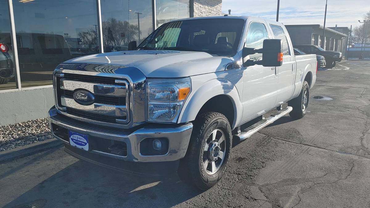 For Sale: 2016 F250, 4x4, Lariat, 6.2 Gas Engine, Sun roof, Leather, Nav, Loaded with options!!! - photo1