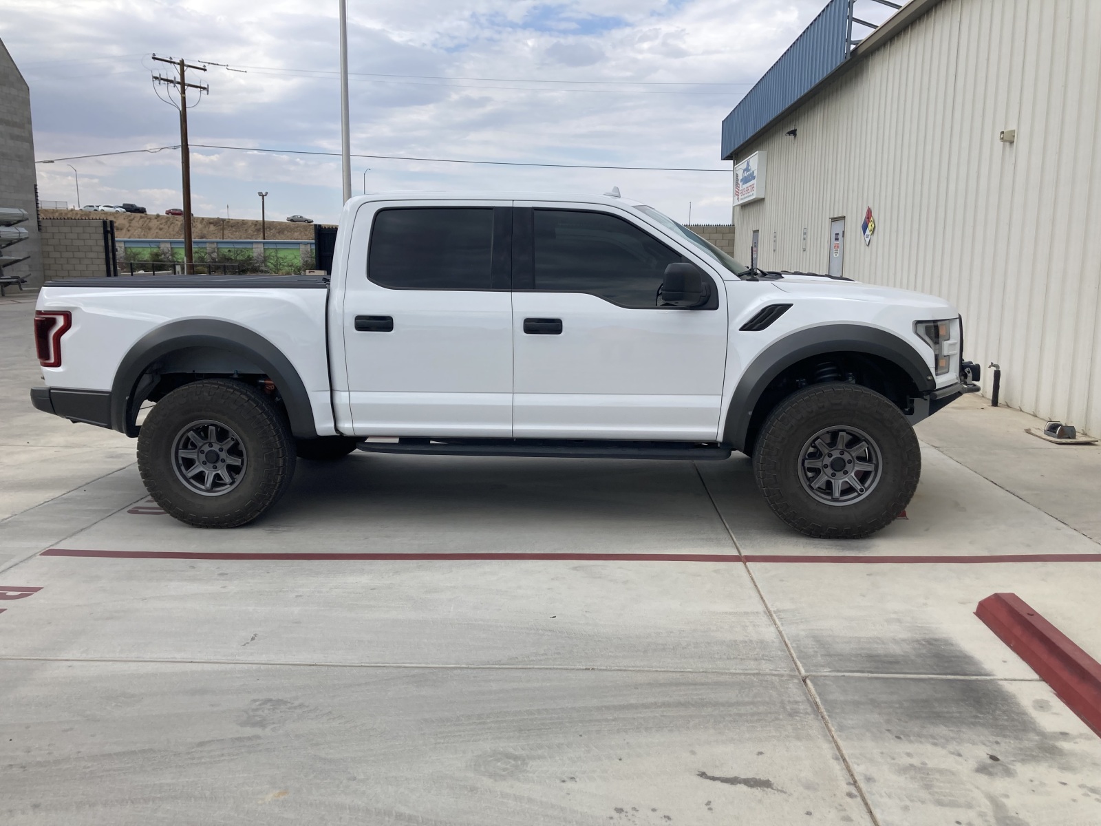 For Sale: 2020 Ford Raptor Supercrew - photo0