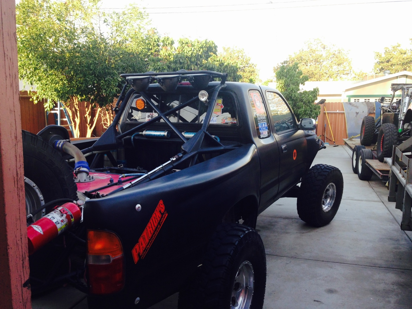 For Sale: Toyota Tacoma prerunner or race  - photo0